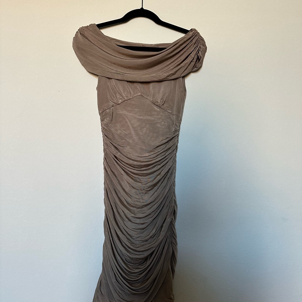 bebe Tan Off The Shoulder‎ Body-con Stretchy Dress Size XS